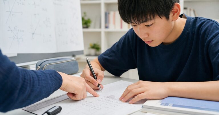 夏休みに数学を立て直したい中学生が、まず確認すべき単元と勉強法のアイキャッチ画像